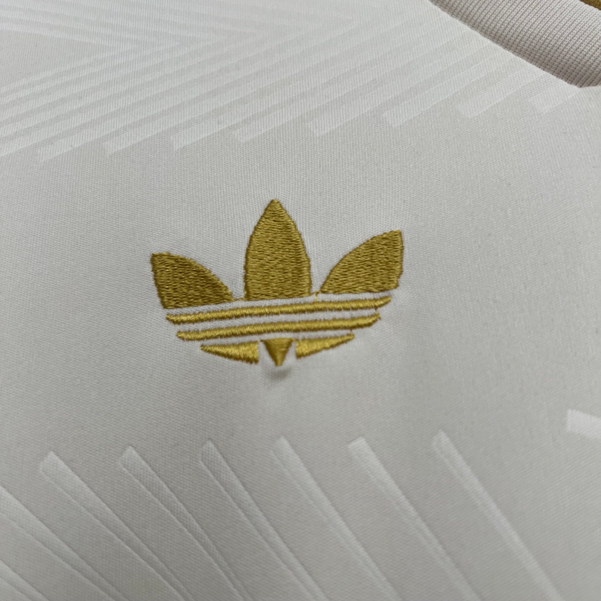 Conjunto Infantil CRF III 25/26 - Creme